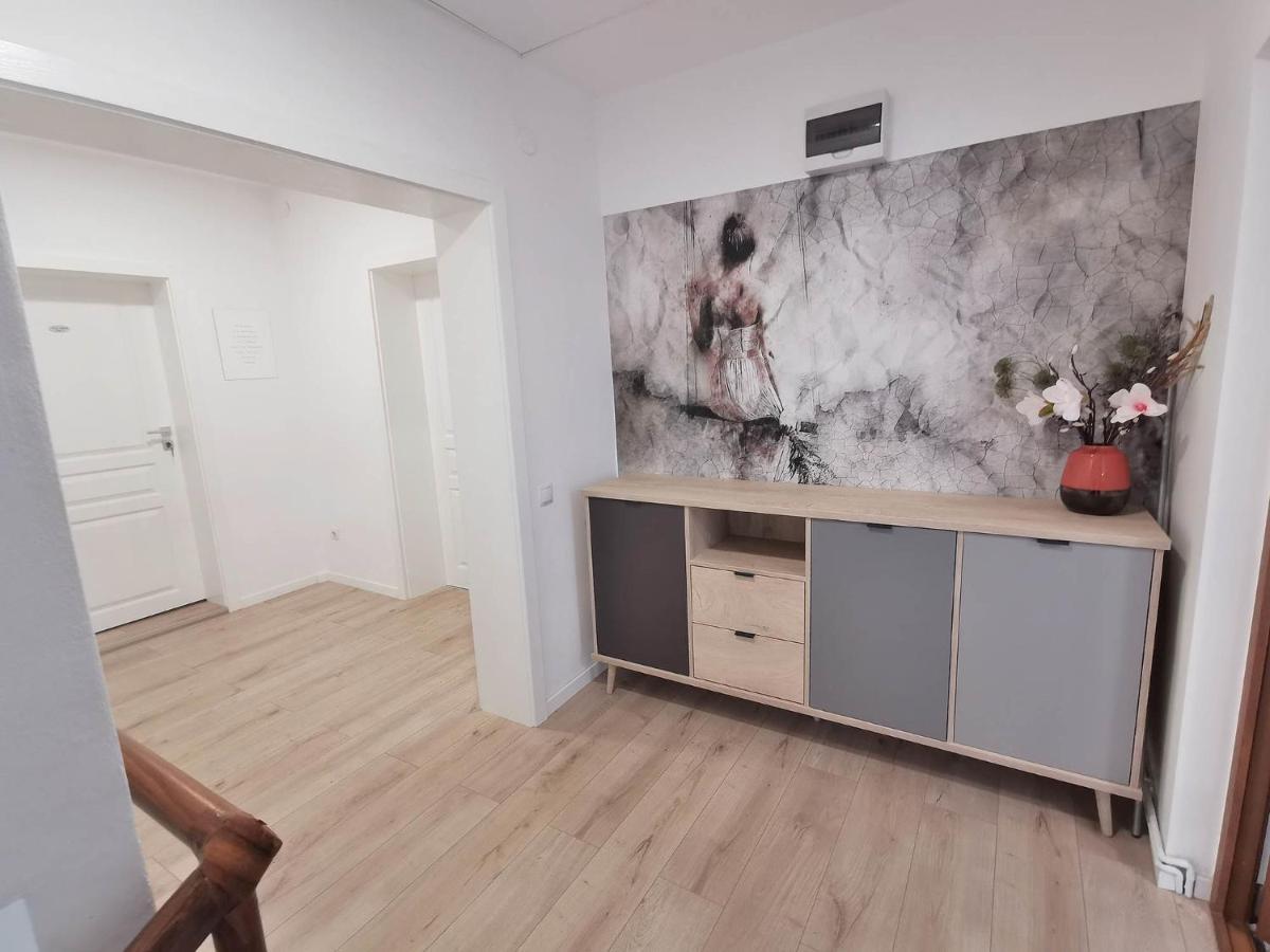 Vila Aras Simeria Eksteriør billede